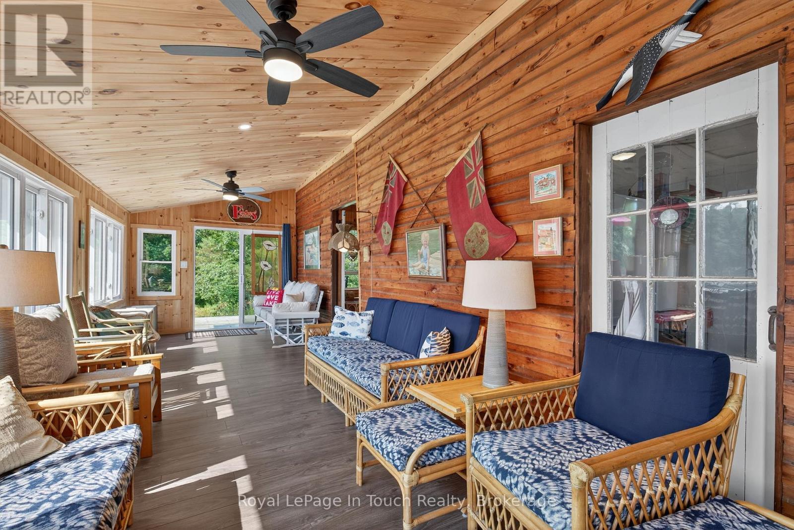 












34 B320 SANS SOUCI ISLAND

,
The Archipelago (Archipelago South),




Ontario
P2A0B7


