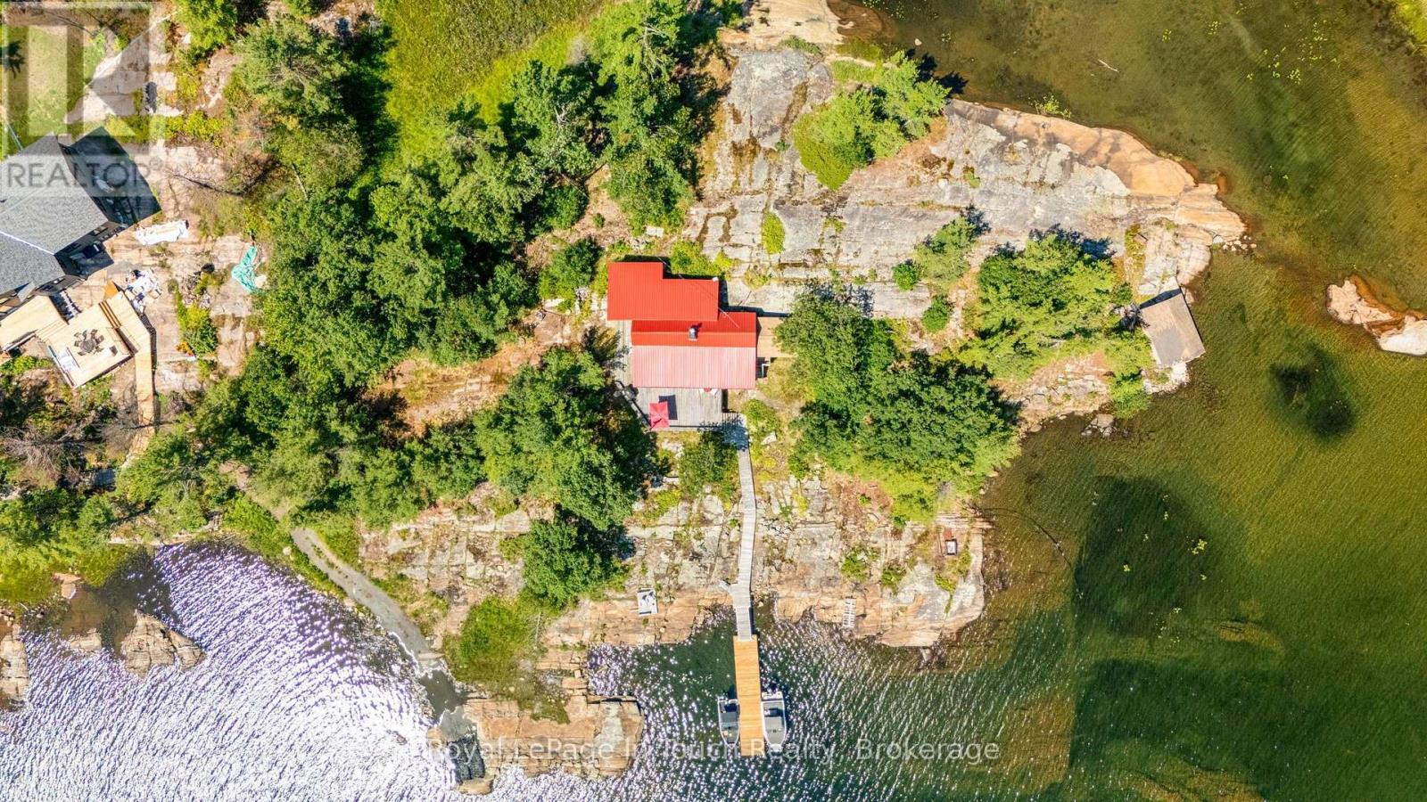 












34 B320 SANS SOUCI ISLAND

,
The Archipelago (Archipelago South),




Ontario
P2A0B7

