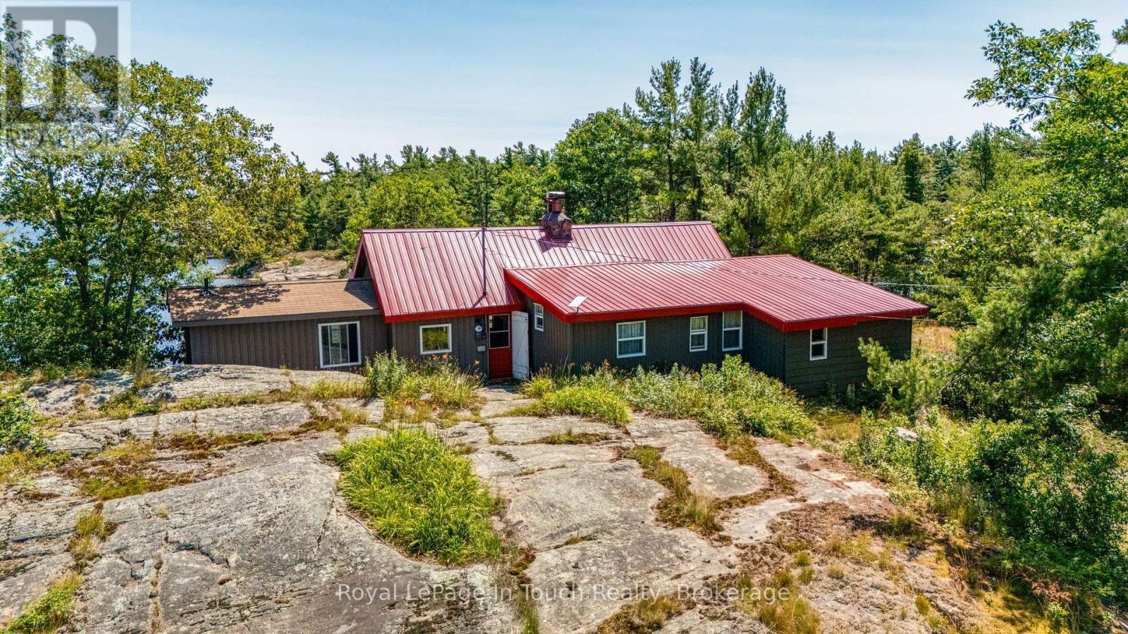 












34 B320 SANS SOUCI ISLAND

,
The Archipelago (Archipelago South),




Ontario
P2A0B7

