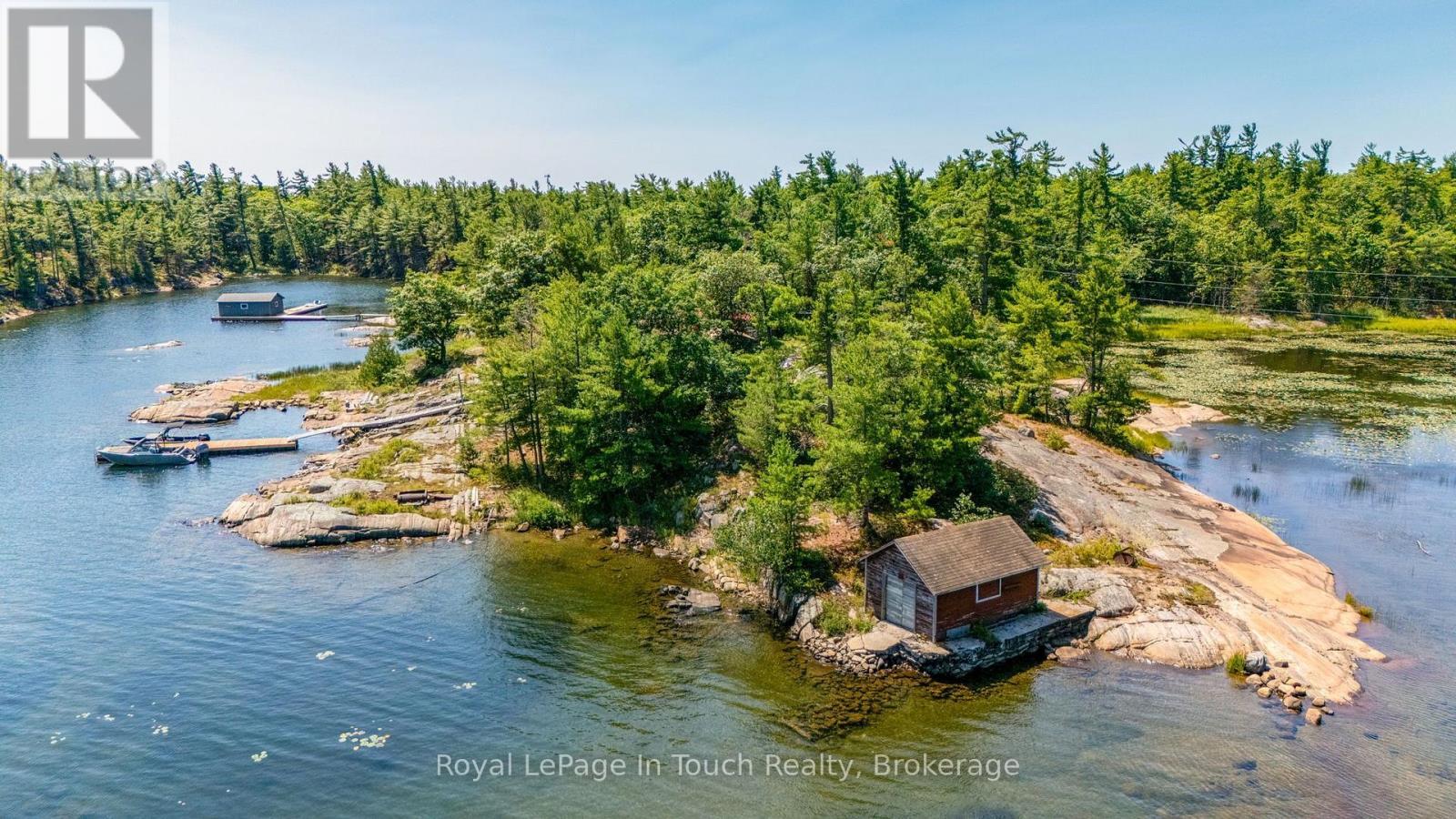 












34 B320 SANS SOUCI ISLAND

,
The Archipelago (Archipelago South),




Ontario
P2A0B7

