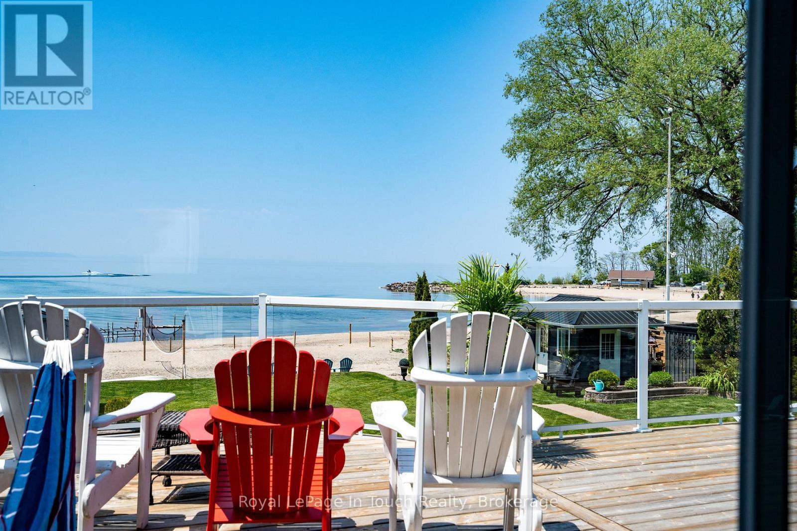 












8 TINY BEACHES ROAD S

,
Tiny,




Ontario
L0L2J0

