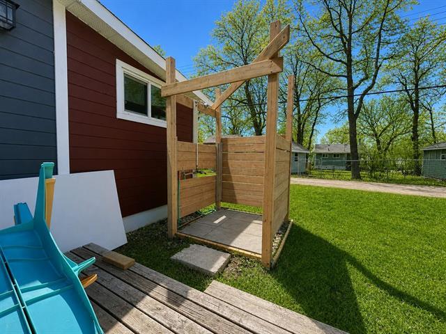









87


CENTRAL

AVE,
Grand Marais,




MB
R0E 0T0

