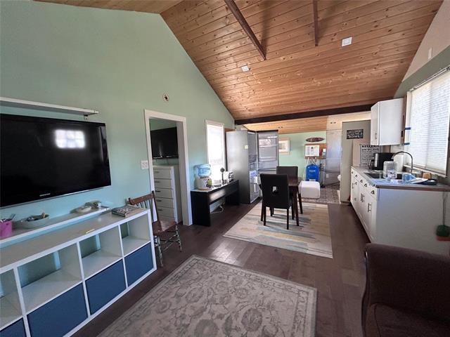 









87


CENTRAL

AVE,
Grand Marais,




MB
R0E 0T0

