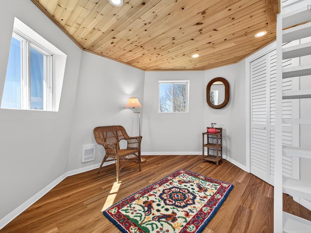 












309 Sand Point Rd (plus two vacant lots)

,
Barrachois,




NS
B0K 1V0

