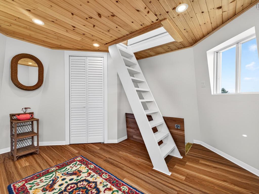 












309 Sand Point Rd (plus two vacant lots)

,
Barrachois,




NS
B0K 1V0

