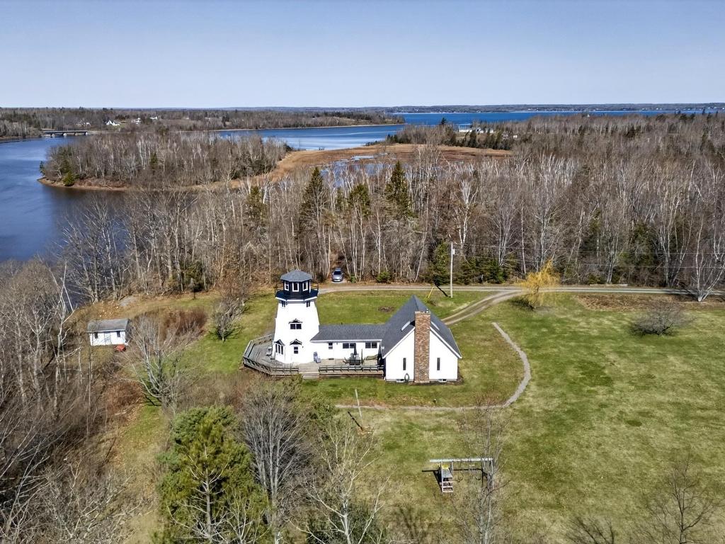 












309 Sand Point Rd (plus two vacant lots)

,
Barrachois,




NS
B0K 1V0

