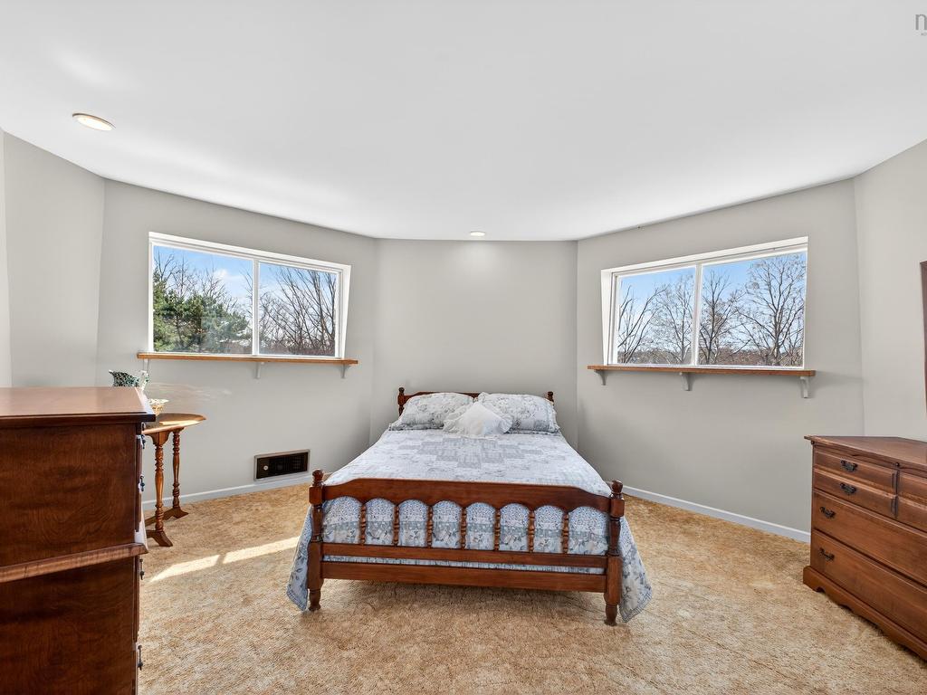












309 Sand Point Rd (plus two vacant lots)

,
Barrachois,




NS
B0K 1V0

