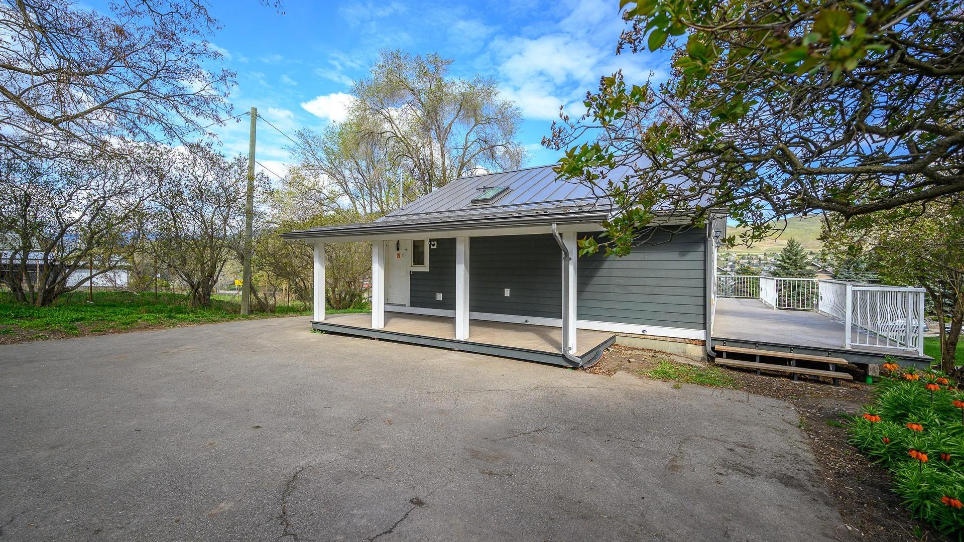 









7778


Okanagan Landing

Road,
Vernon,




BC
V1H 1H2

