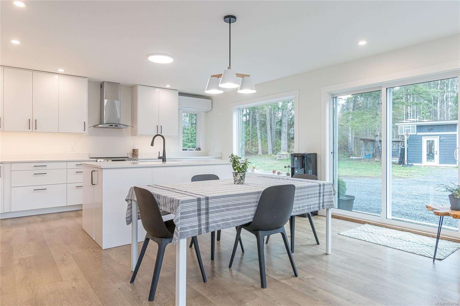 









1119


Bellevue

Rd,
Parksville,




BC
V9P 2C1

