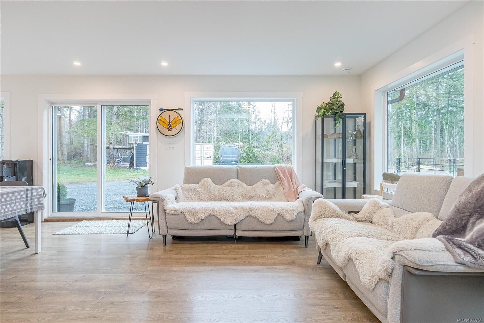 









1119


Bellevue

Rd,
Parksville,




BC
V9P 2C1

