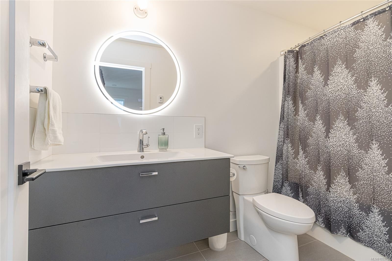 









1119


Bellevue

Rd,
Parksville,




BC
V9P 2C1

