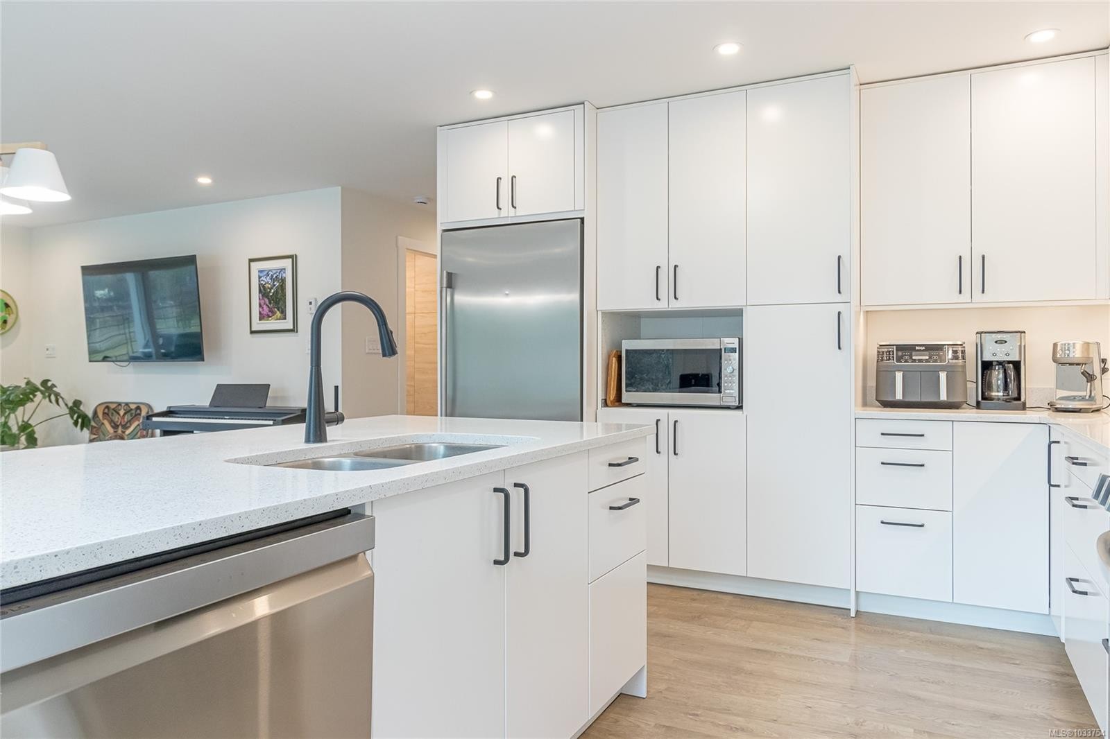 









1119


Bellevue

Rd,
Parksville,




BC
V9P 2C1

