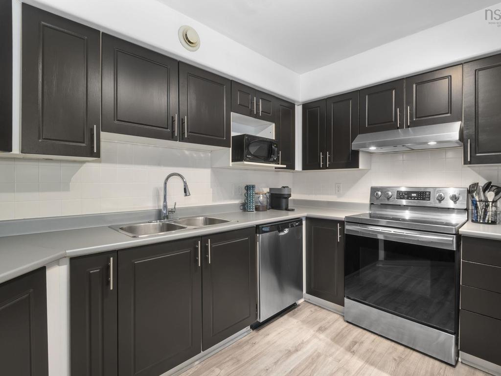 












408 512 Parkland Drive

,
Halifax,




NS
B3S 1N1

