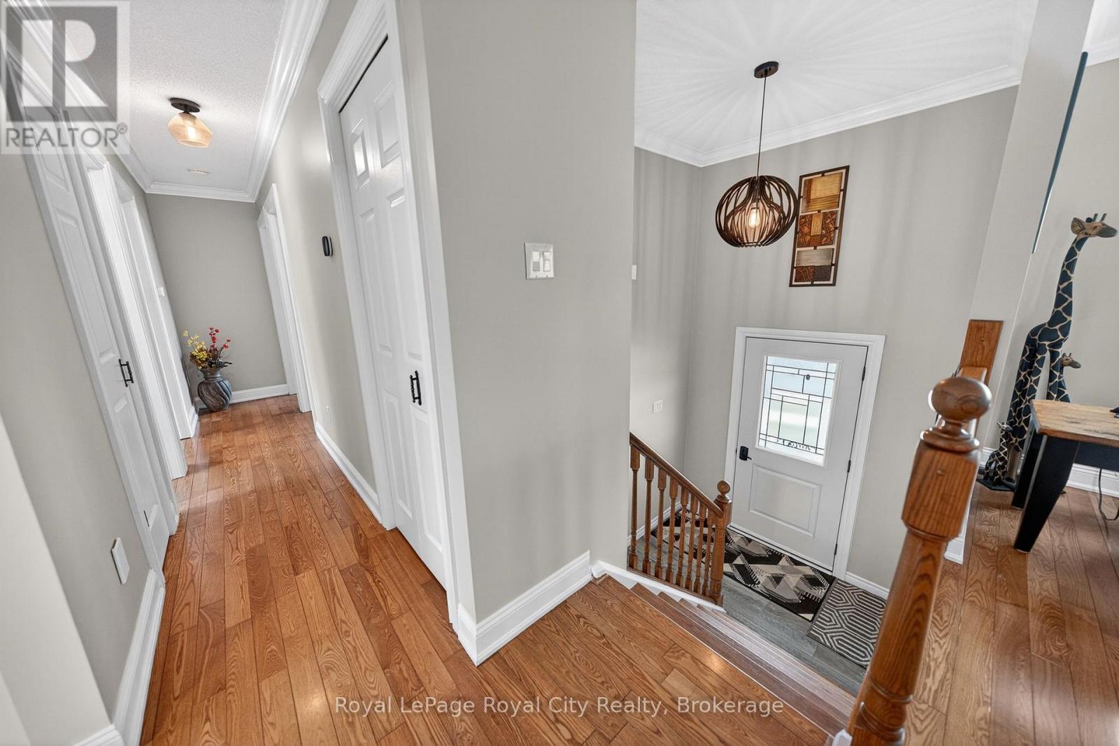 












69 SANDERSON DRIVE

,
Guelph (Willow West/Sugarbush/West Acres),




Ontario
N1H7K1

