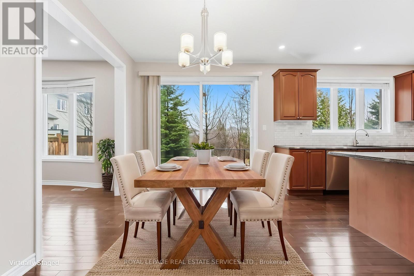 












2383 CALLOWAY DRIVE

,
Oakville,




Ontario
L6M0C1

