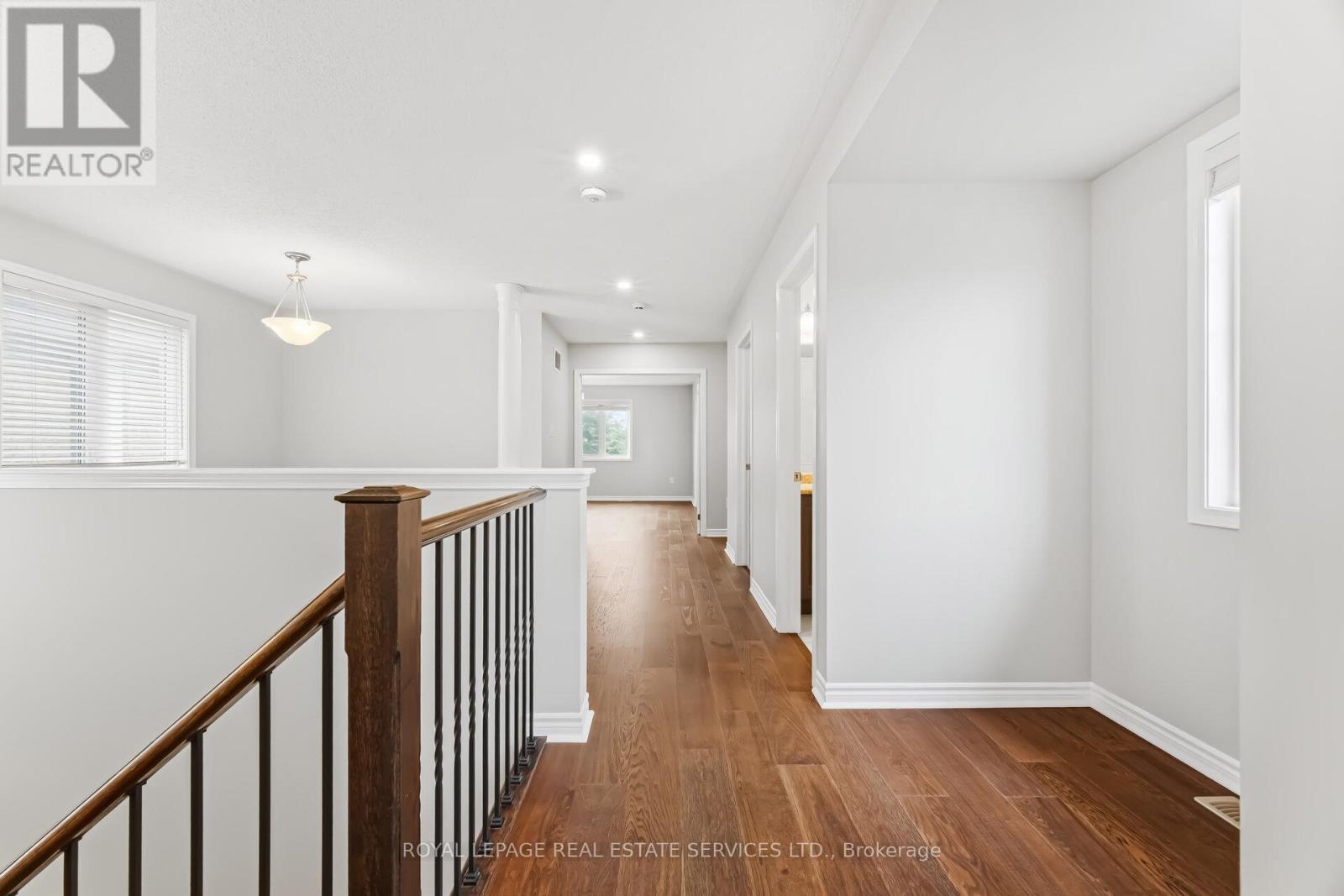 












2383 CALLOWAY DRIVE

,
Oakville,




Ontario
L6M0C1

