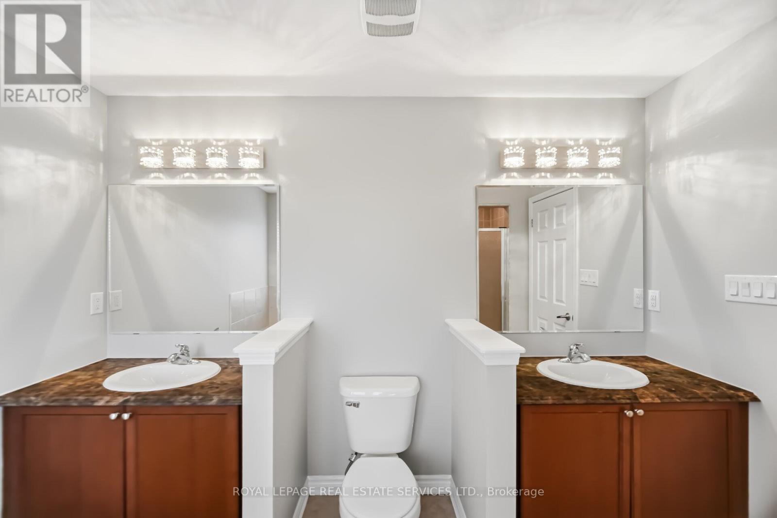 












2383 CALLOWAY DRIVE

,
Oakville,




Ontario
L6M0C1

