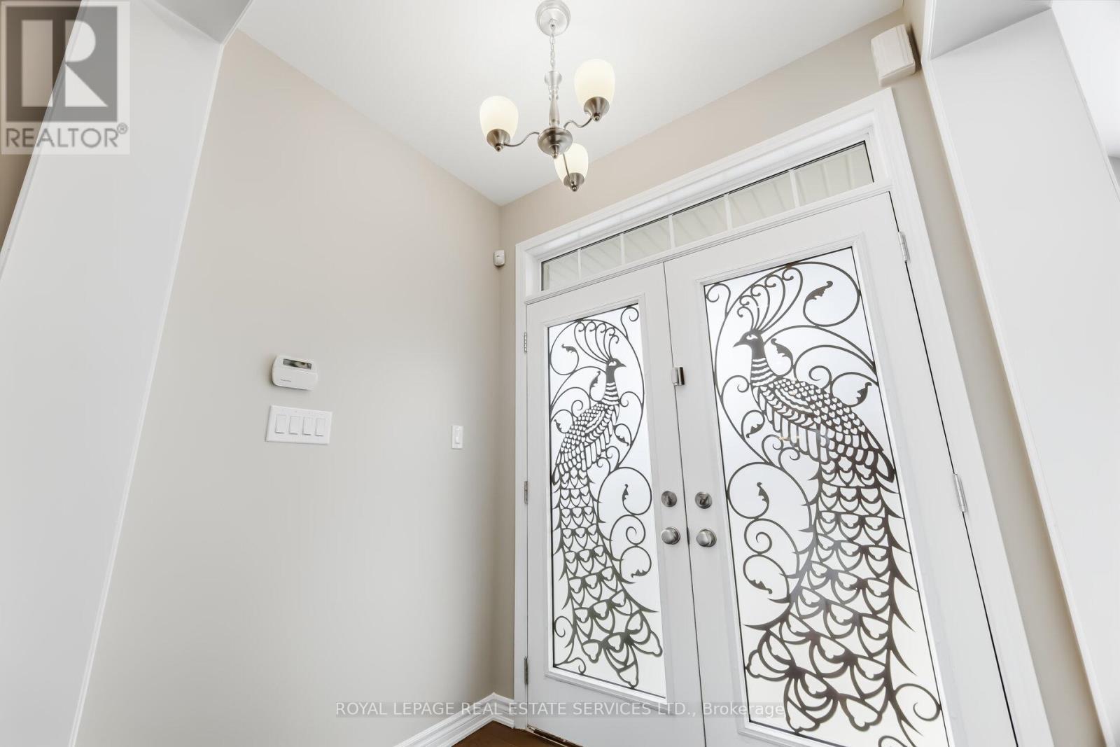 












2383 CALLOWAY DRIVE

,
Oakville,




Ontario
L6M0C1

