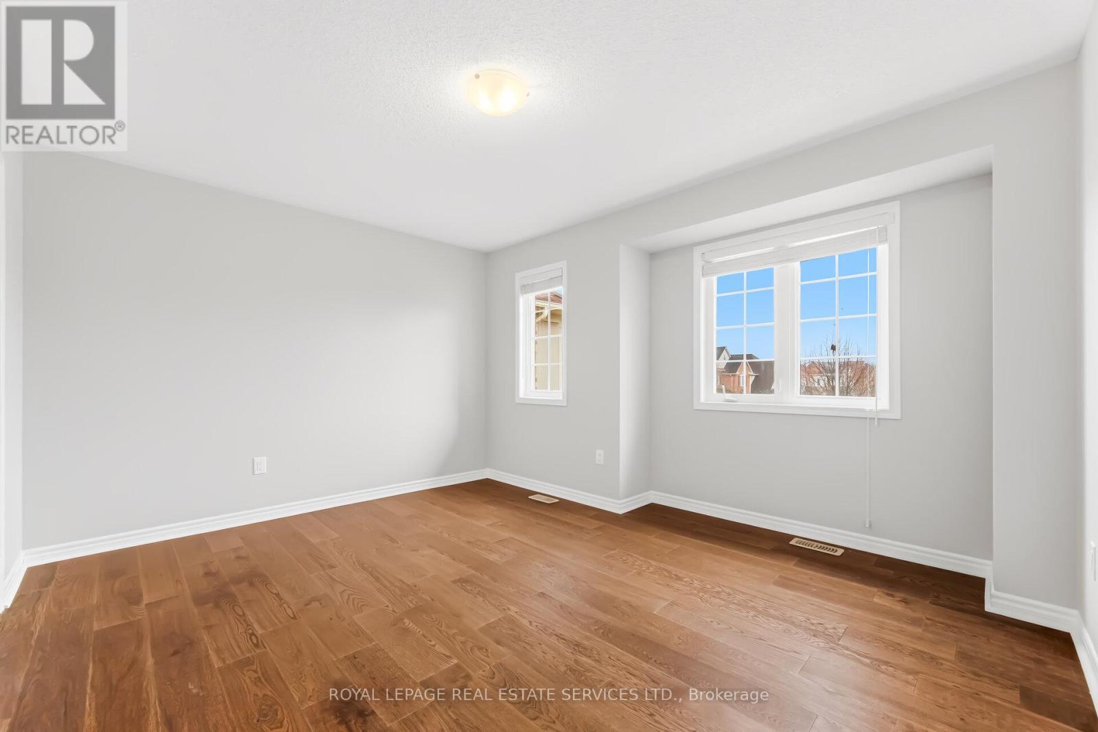 












2383 CALLOWAY DRIVE

,
Oakville,




Ontario
L6M0C1

