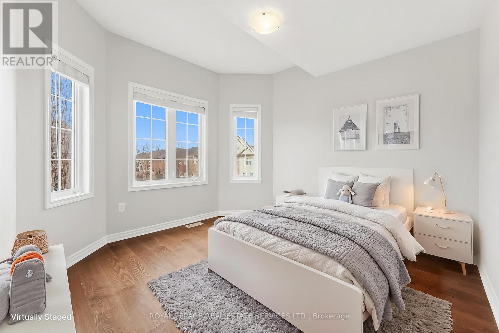 












2383 CALLOWAY DRIVE

,
Oakville,




Ontario
L6M0C1

