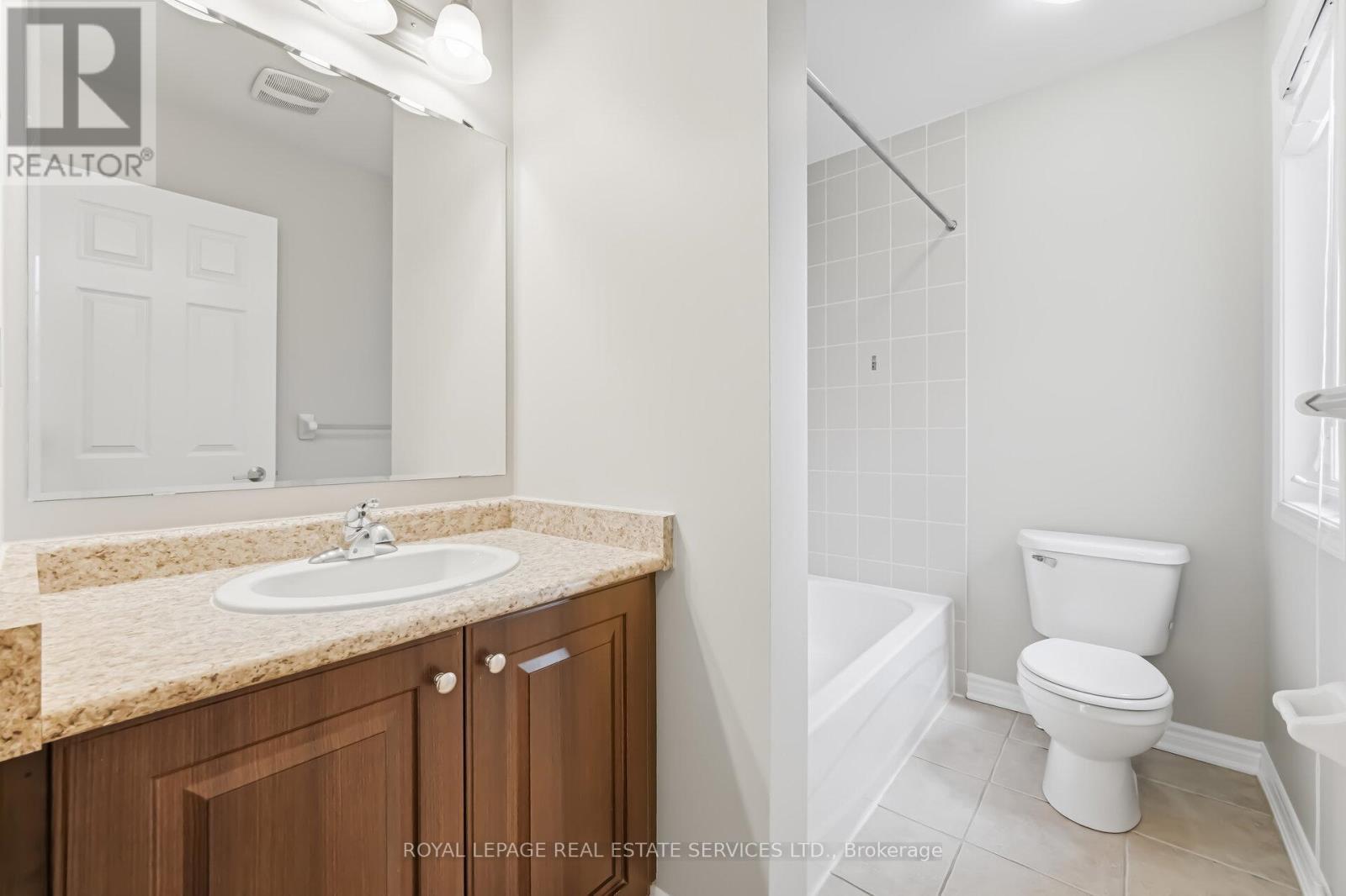 












2383 CALLOWAY DRIVE

,
Oakville,




Ontario
L6M0C1


