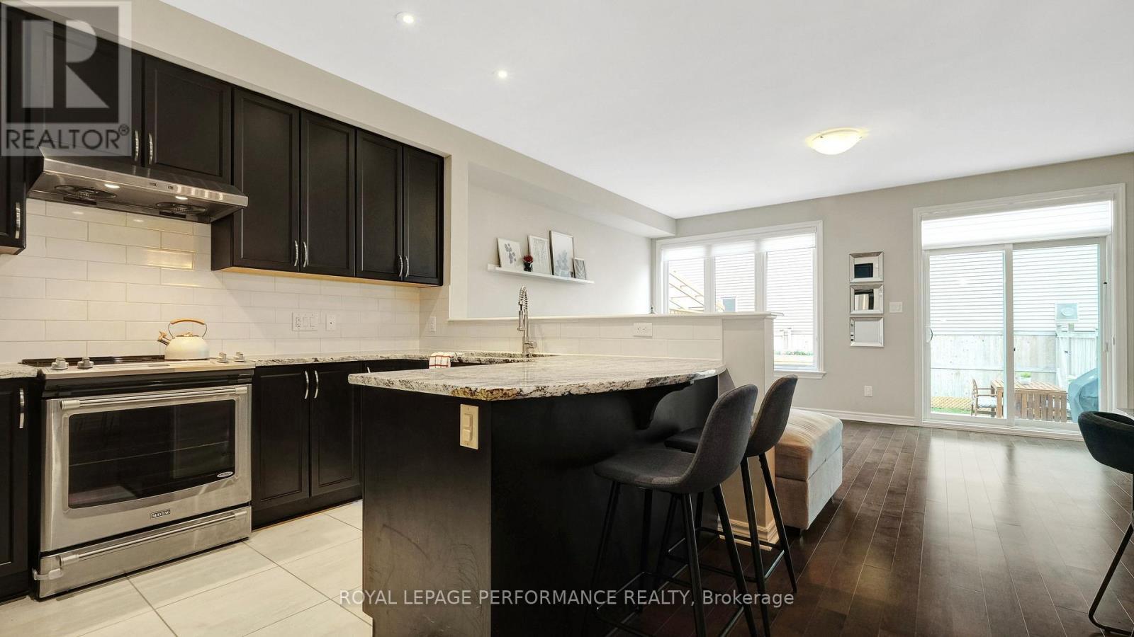 












338 ALASKEN DRIVE

,
Ottawa,




Ontario
K1T0M4

