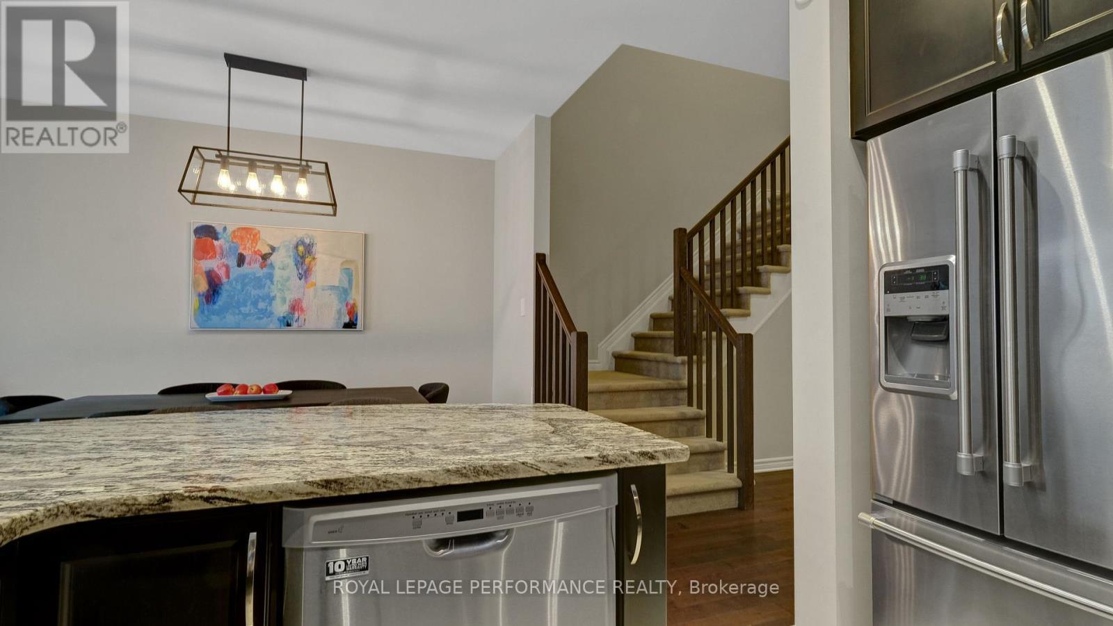 












338 ALASKEN DRIVE

,
Ottawa,




Ontario
K1T0M4

