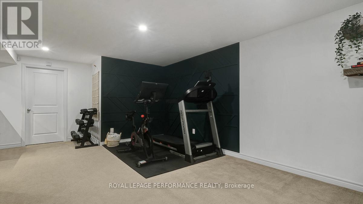 












338 ALASKEN DRIVE

,
Ottawa,




Ontario
K1T0M4

