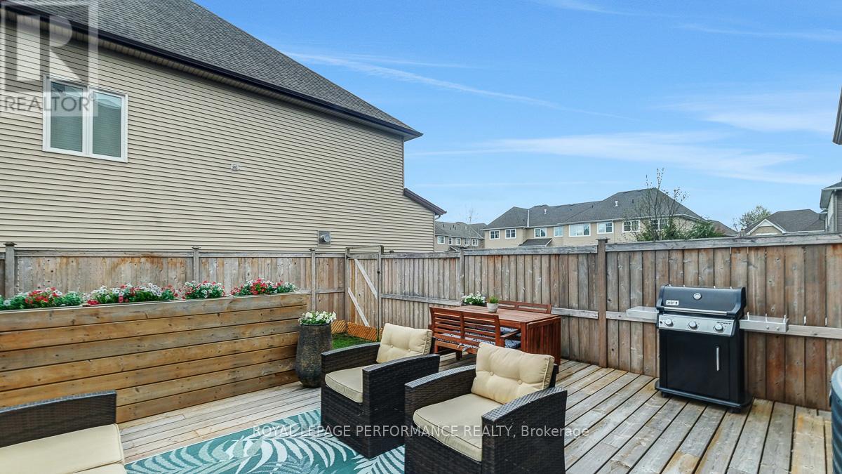 












338 ALASKEN DRIVE

,
Ottawa,




Ontario
K1T0M4

