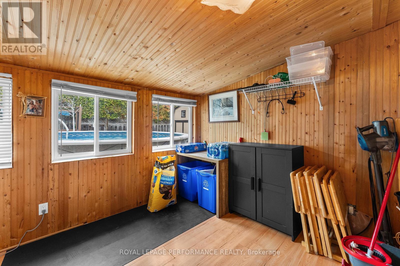 












420 HATFIELD CRESCENT

,
Ottawa,




Ontario
K1E1M8

