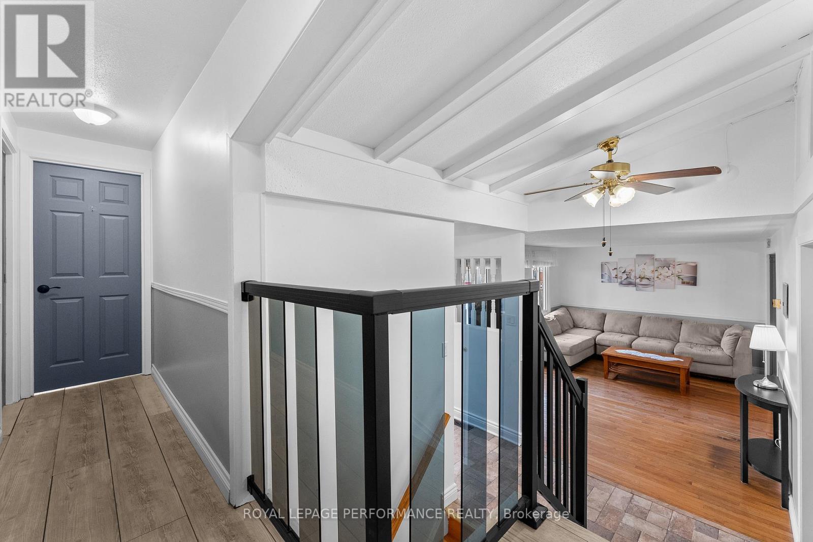 












420 HATFIELD CRESCENT

,
Ottawa,




Ontario
K1E1M8

