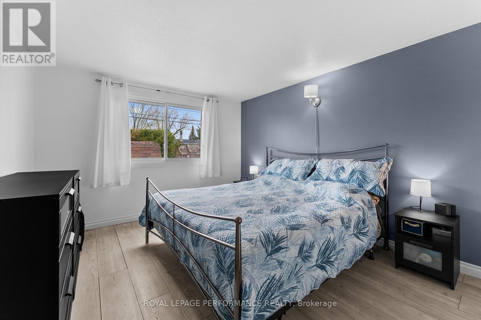 












420 HATFIELD CRESCENT

,
Ottawa,




Ontario
K1E1M8

