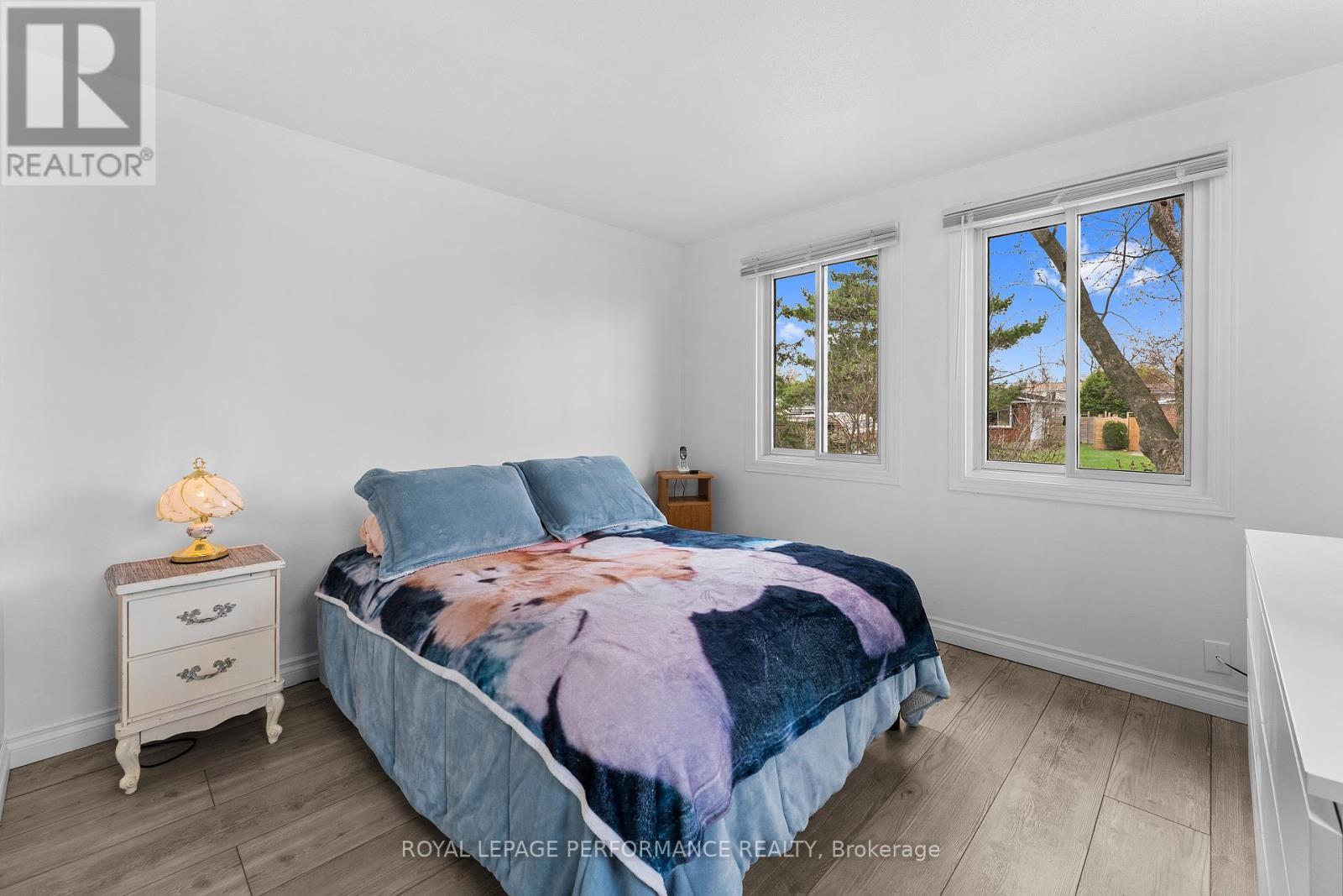 












420 HATFIELD CRESCENT

,
Ottawa,




Ontario
K1E1M8

