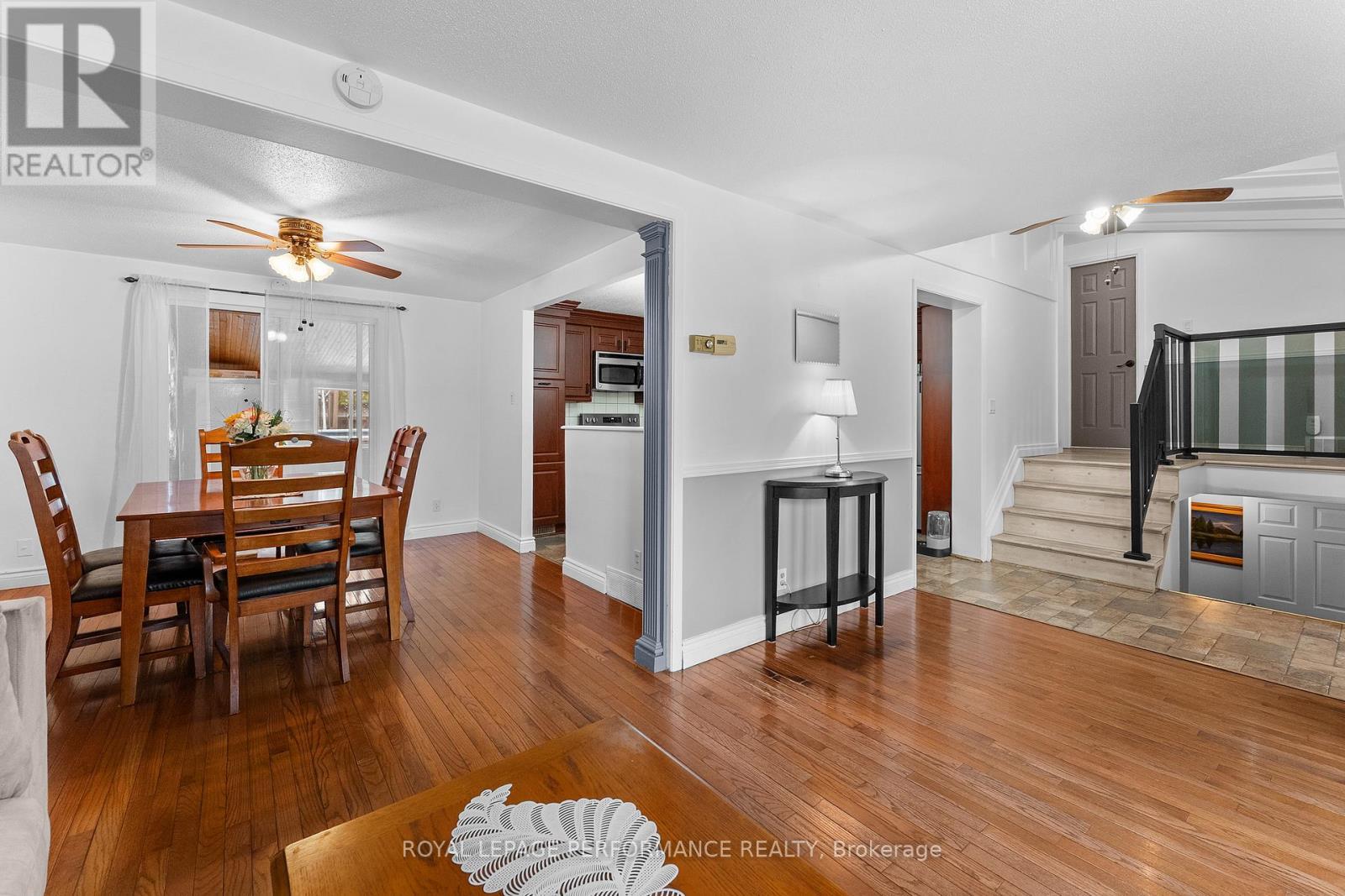 












420 HATFIELD CRESCENT

,
Ottawa,




Ontario
K1E1M8

