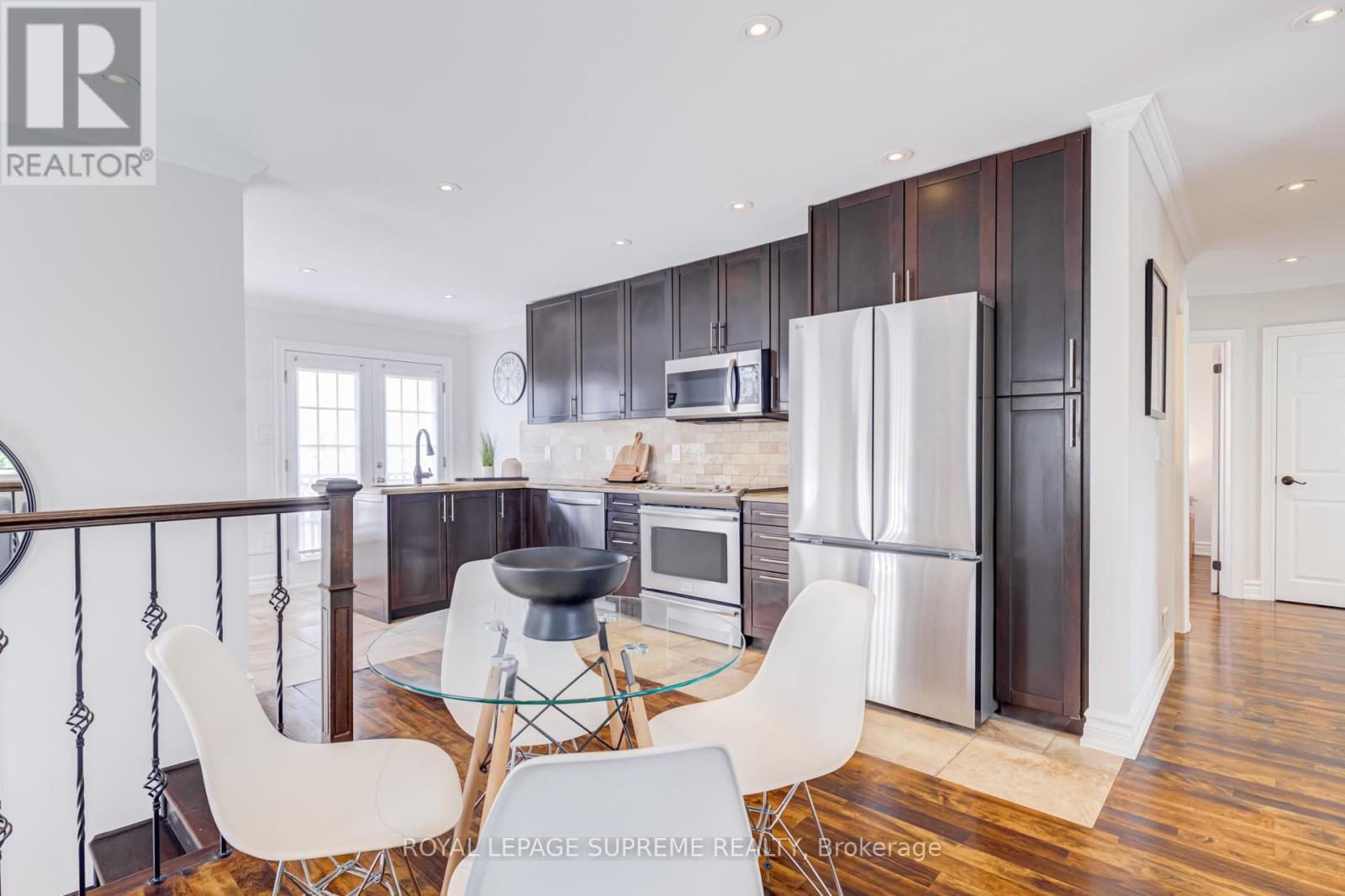 












18 FAIRWEATHER ROAD

,
Toronto,




Ontario
M6M4C7

