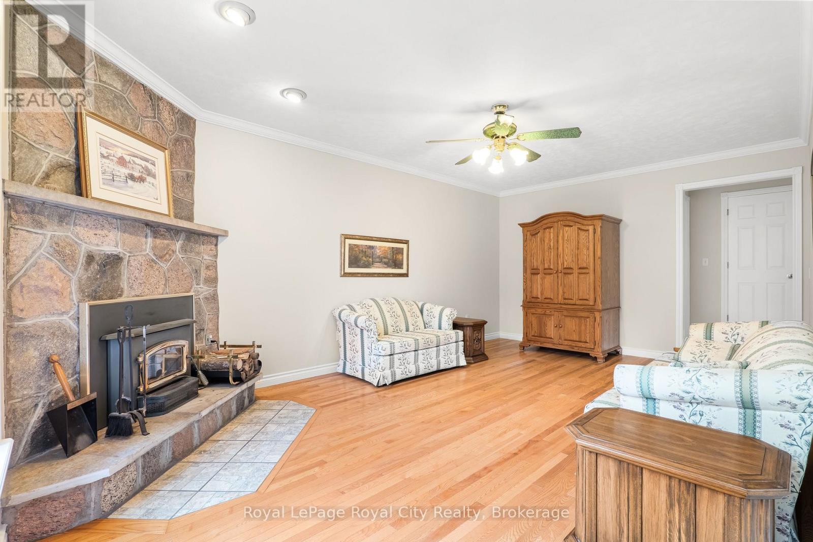 












5445 5TH LINE

,
Guelph/Eramosa,




Ontario
N0B2K0

