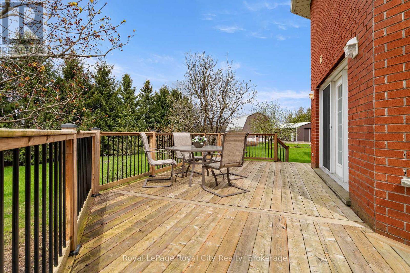 












5445 5TH LINE

,
Guelph/Eramosa,




Ontario
N0B2K0

