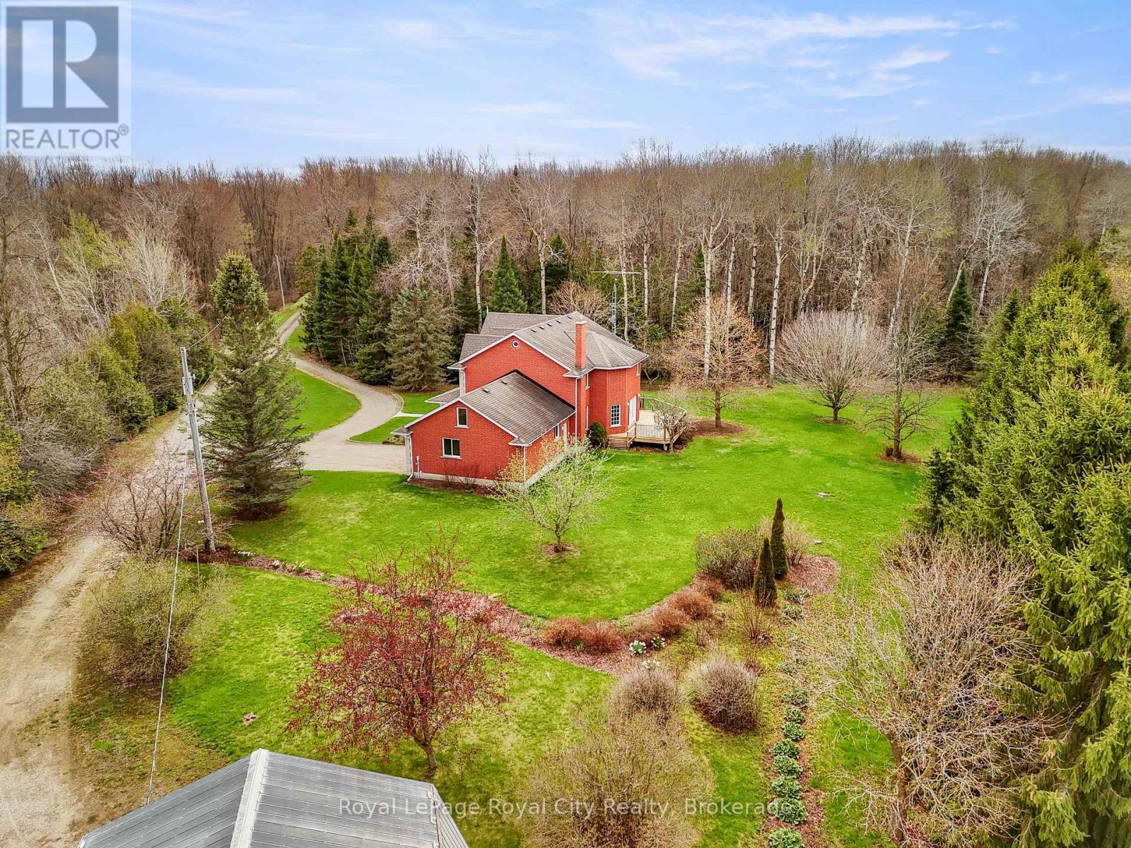 












5445 5TH LINE

,
Guelph/Eramosa,




Ontario
N0B2K0

