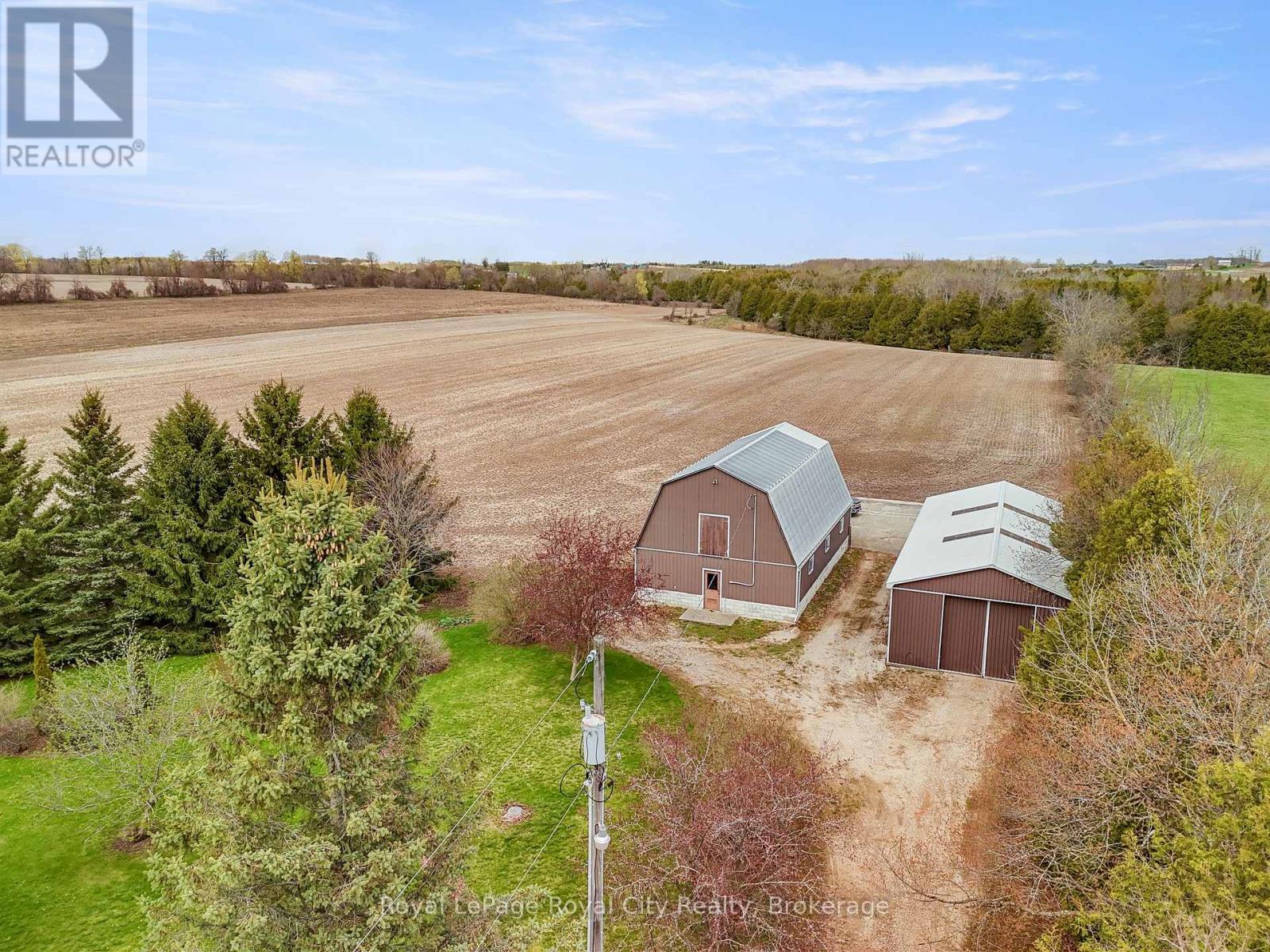 












5445 5TH LINE

,
Guelph/Eramosa,




Ontario
N0B2K0

