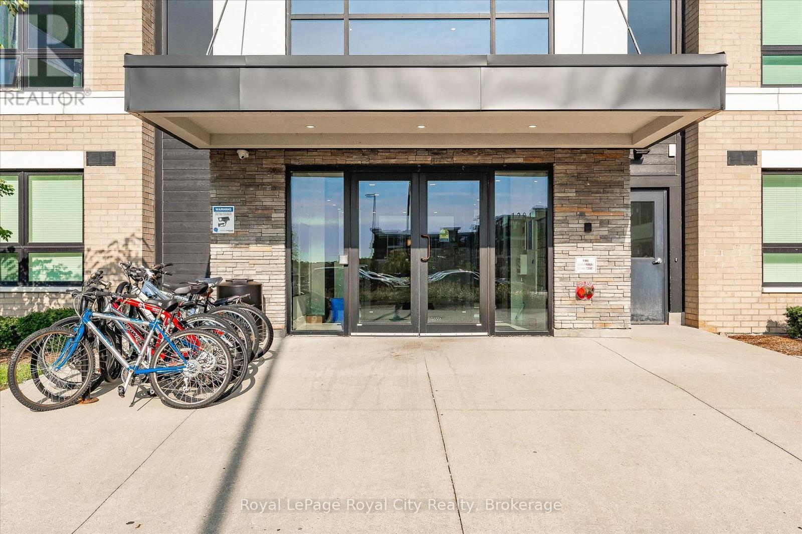 












229 - 1284 GORDON STREET

,
Guelph (Kortright East),




Ontario
N1L0M8

