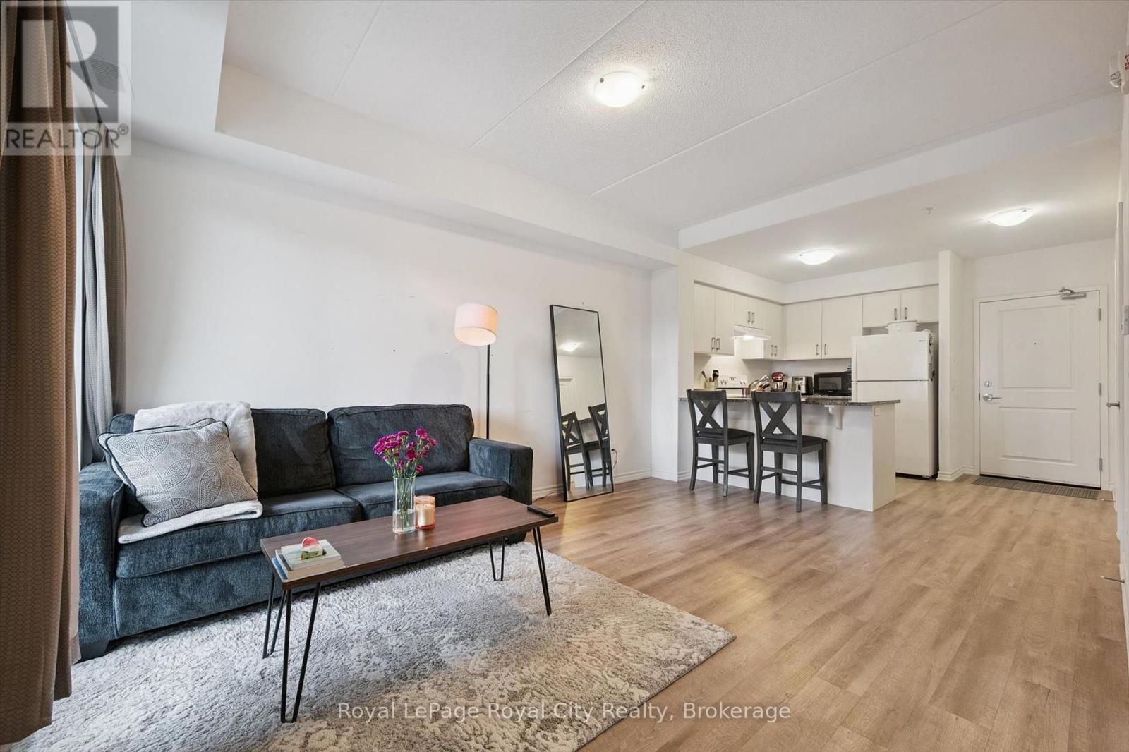 












229 - 1284 GORDON STREET

,
Guelph (Kortright East),




Ontario
N1L0M8

