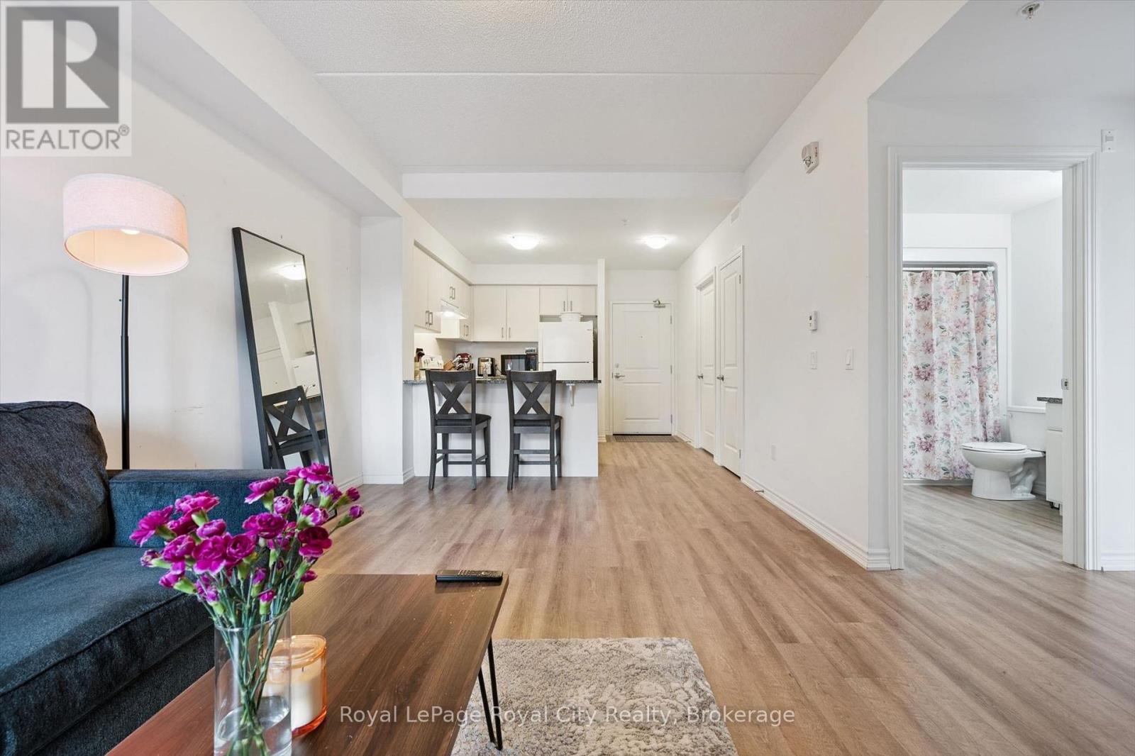 












229 - 1284 GORDON STREET

,
Guelph (Kortright East),




Ontario
N1L0M8

