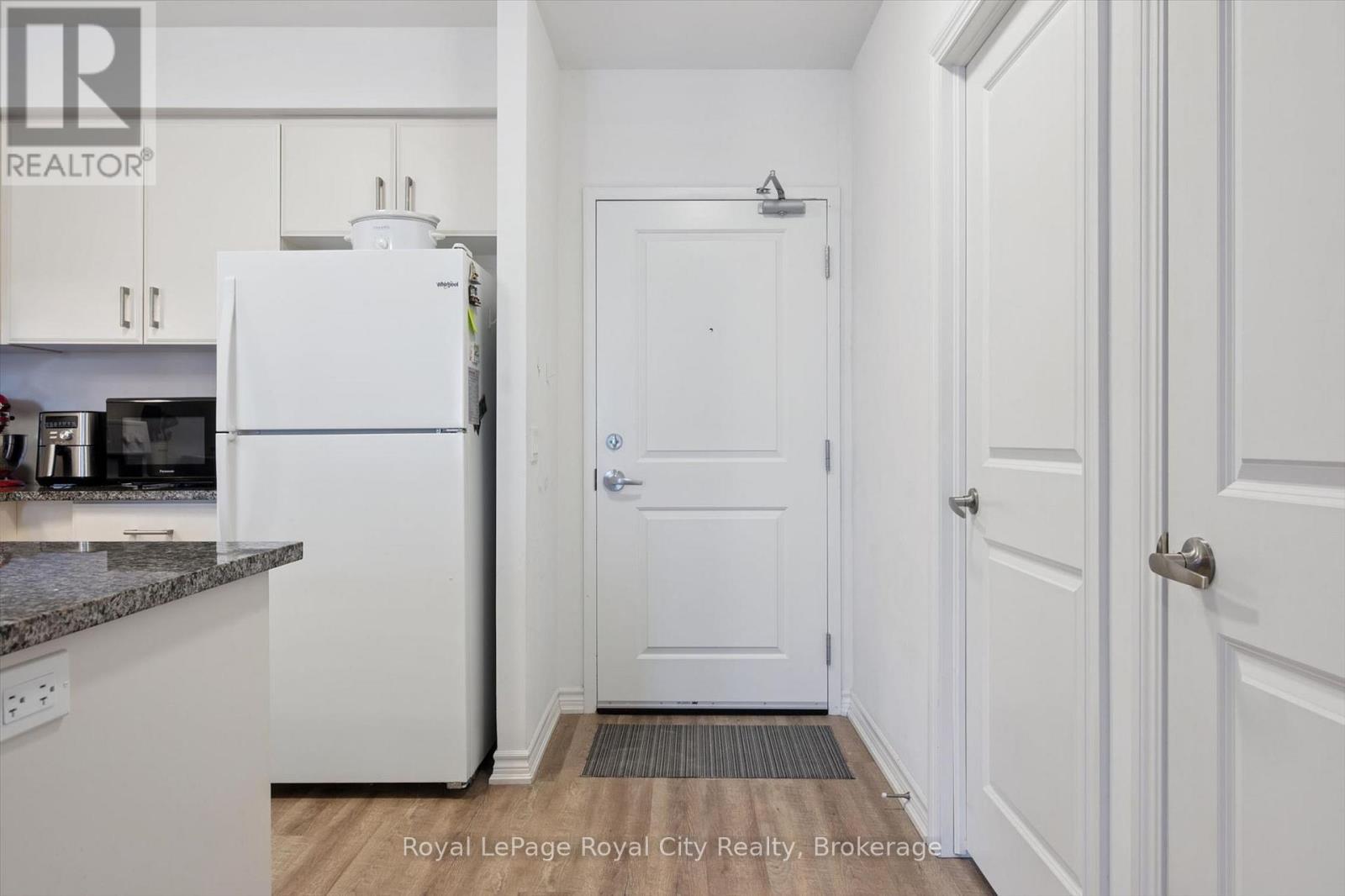 












229 - 1284 GORDON STREET

,
Guelph (Kortright East),




Ontario
N1L0M8

