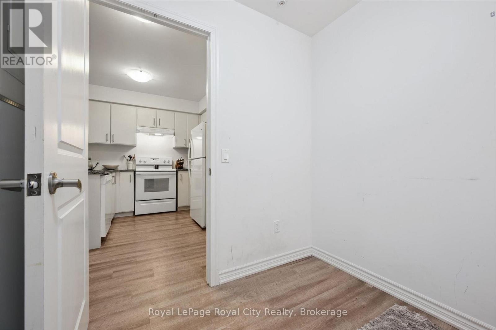 












229 - 1284 GORDON STREET

,
Guelph (Kortright East),




Ontario
N1L0M8

