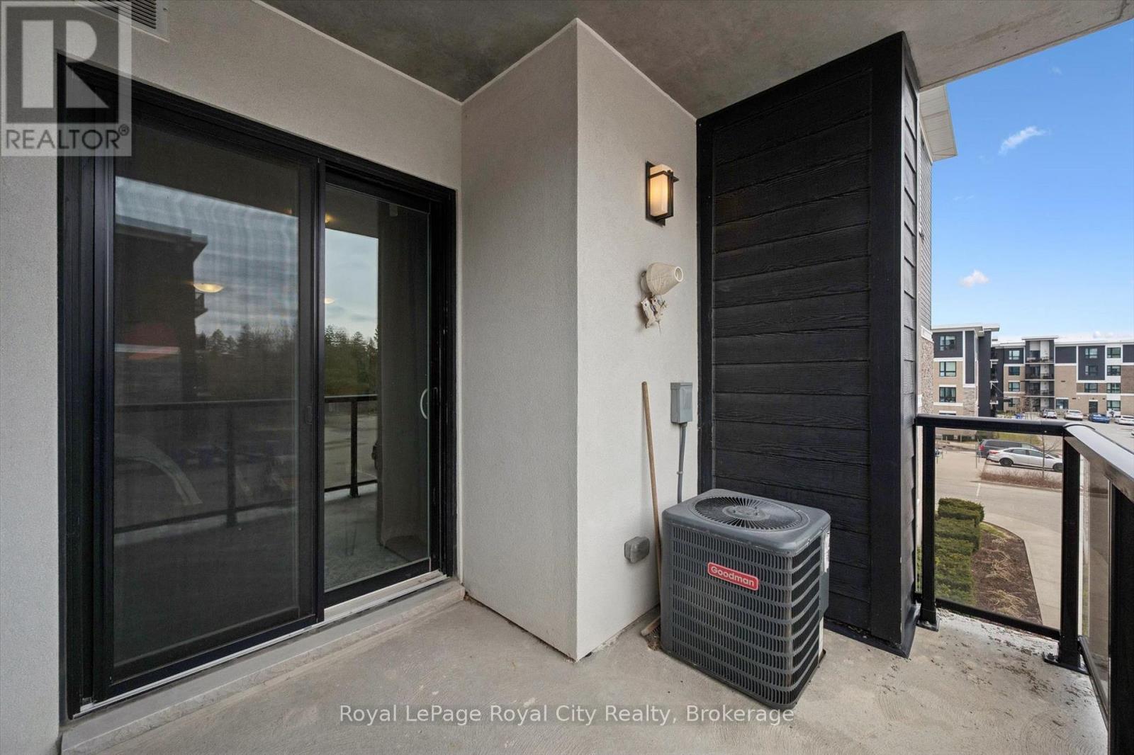 












229 - 1284 GORDON STREET

,
Guelph (Kortright East),




Ontario
N1L0M8

