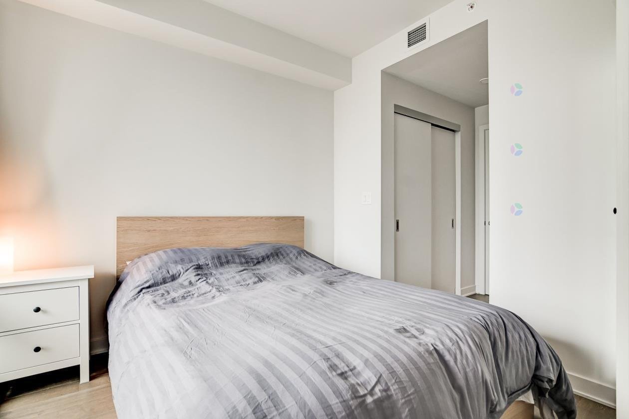 









1188


Rue St-Antoine O.

, 3508,
Montréal (Ville-Marie),




QC
H3C1B4

