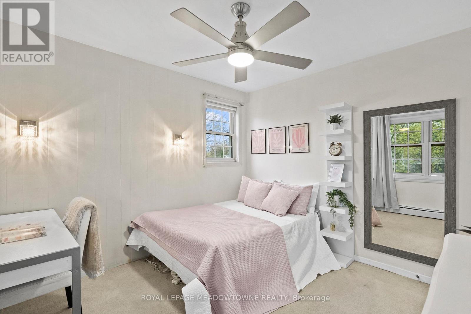 












415 HIGHSIDE DRIVE

,
Milton,




Ontario
L9T1W9

