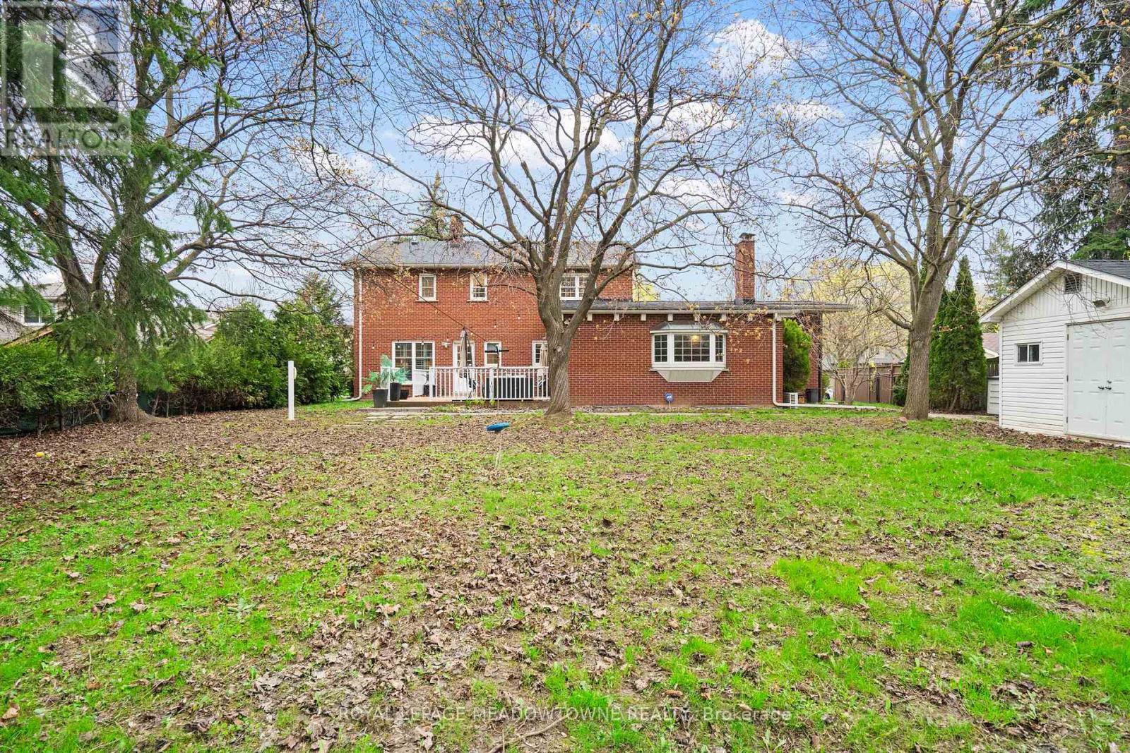 












415 HIGHSIDE DRIVE

,
Milton,




Ontario
L9T1W9

