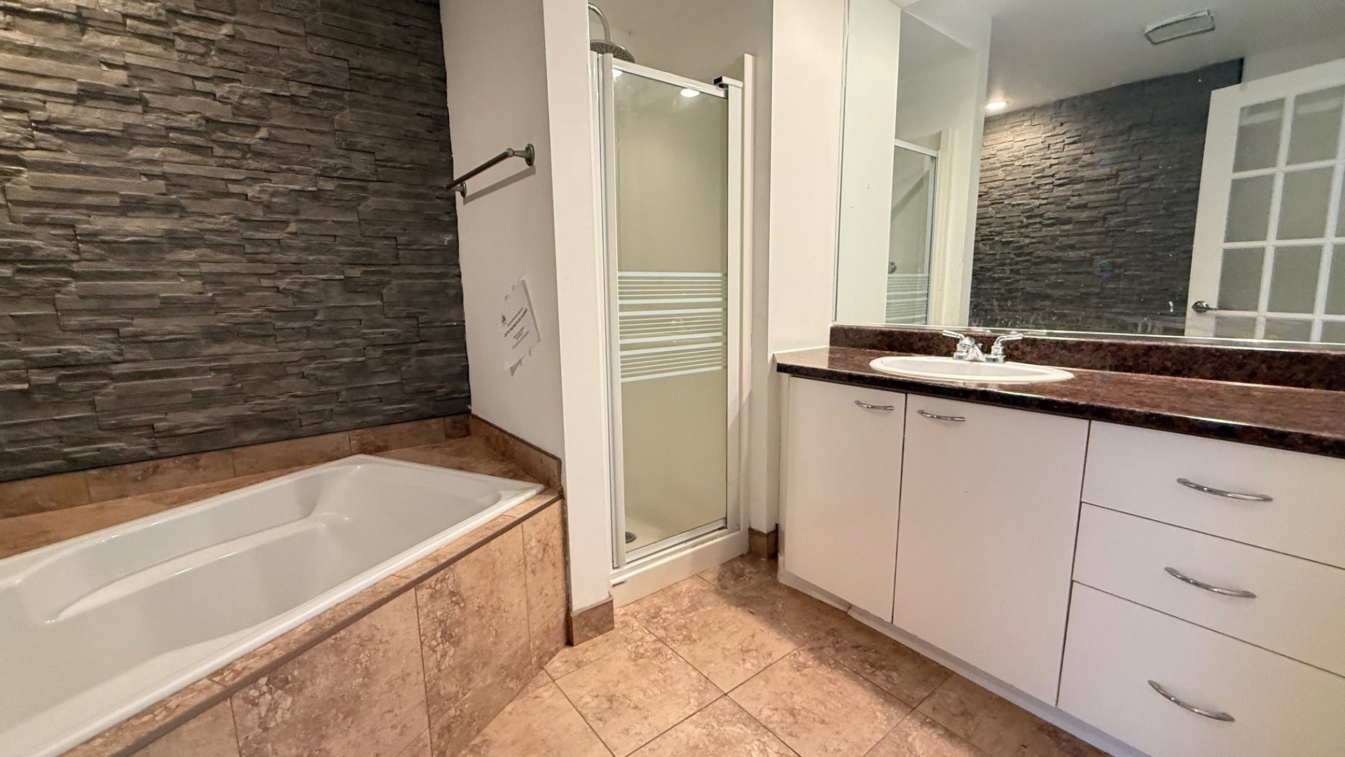 









617A


Boul. le Bourg-Neuf

,
Repentigny (Le Gardeur),




QC
J5Z4X1

