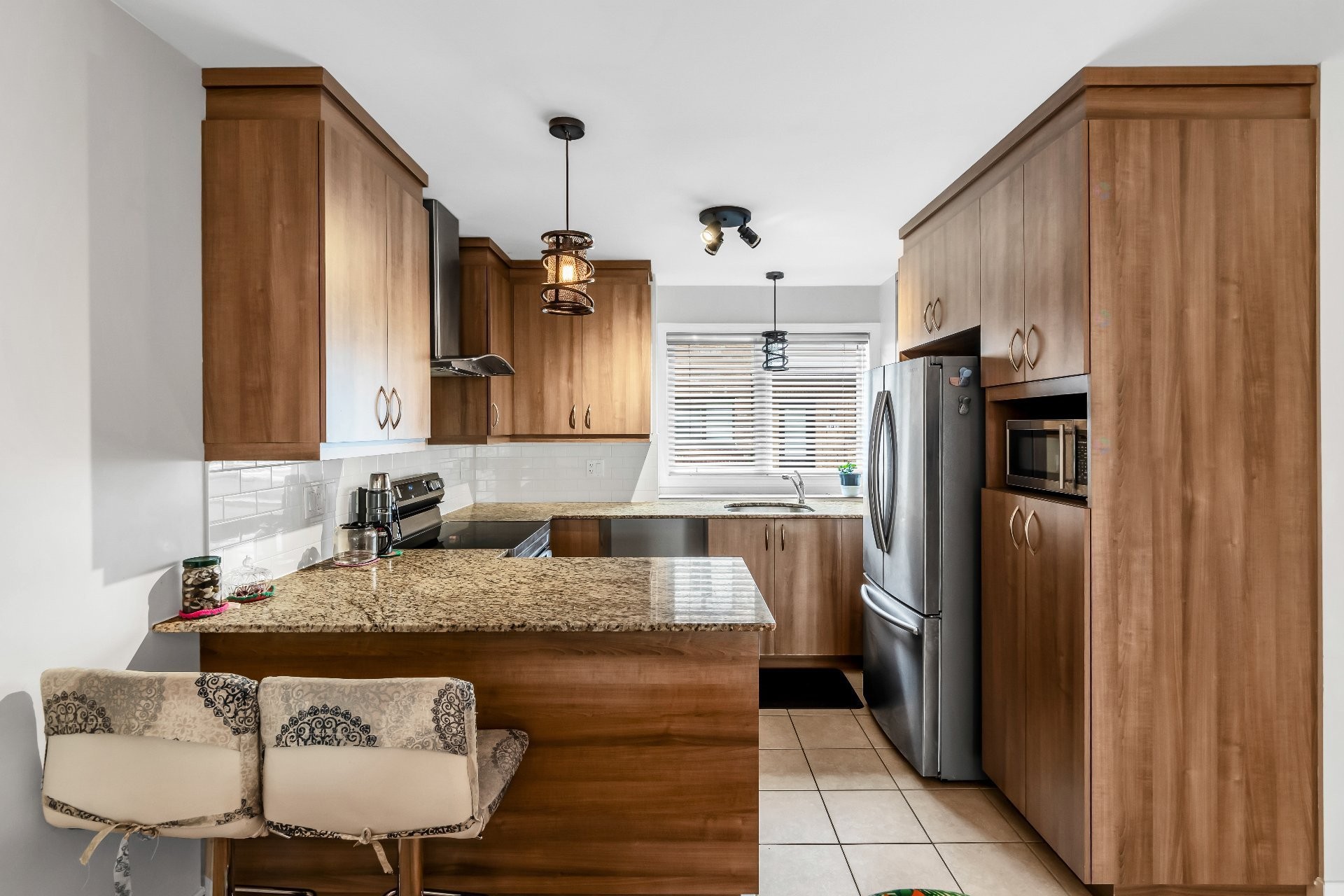 









167


Rue de Cherbourg

,
Candiac,




QC
J5R6R6


